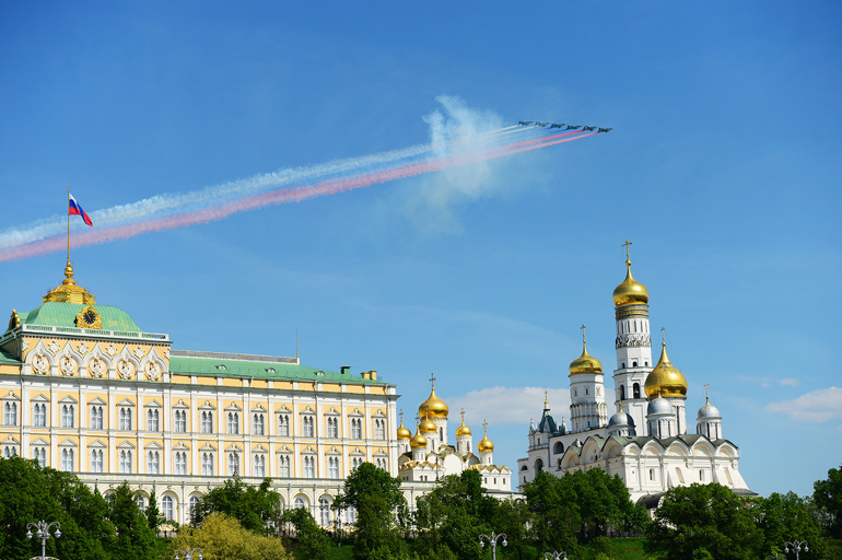 парад-москва